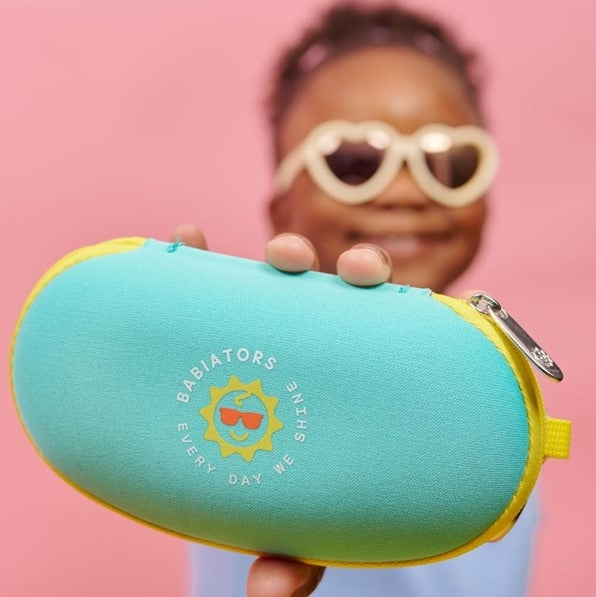 Estuche Sunny Daze para Anteojos