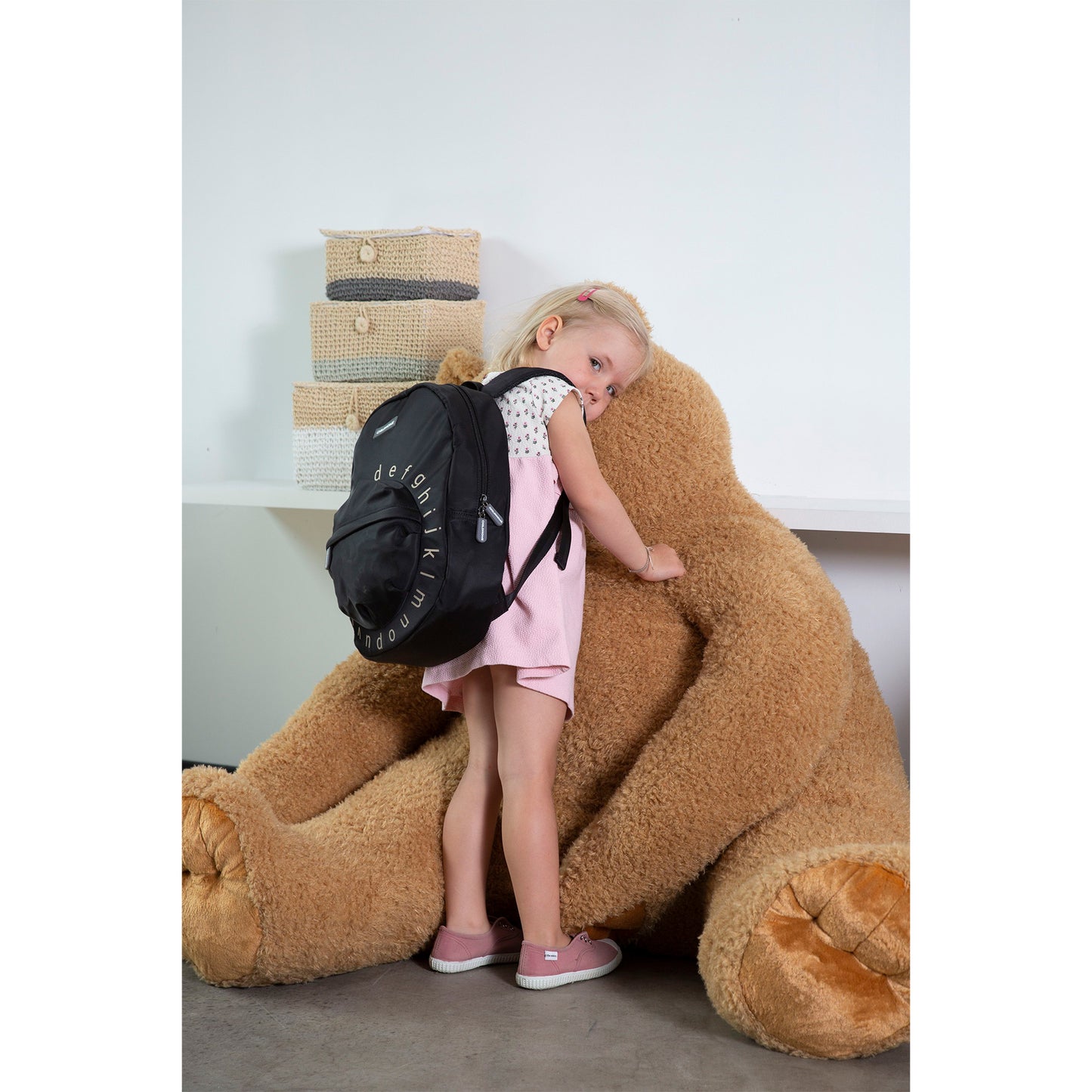 Mochila Escolar ABC Gris