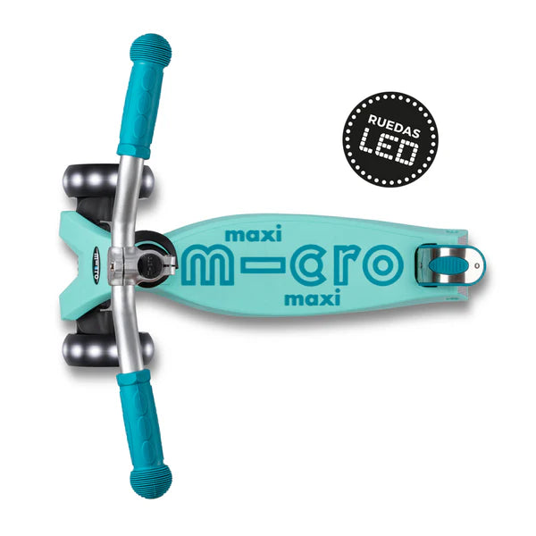 Micro Scooter Maxi Deluxe LED PRO Celeste