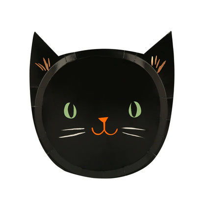 Platos con forma de calabaza, gato y calavera