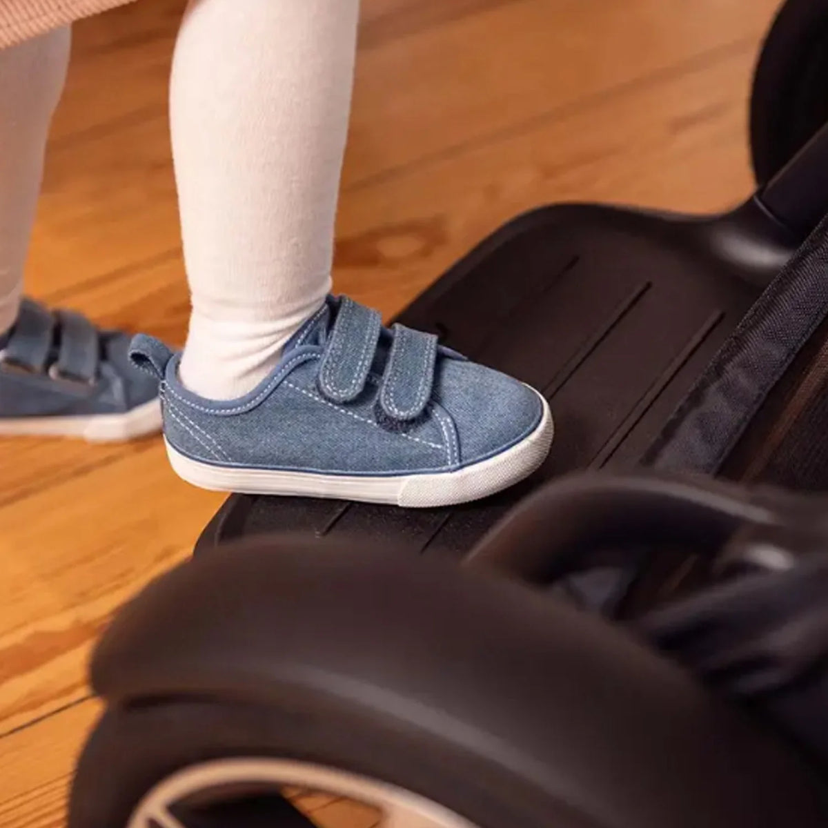 Patineta para Coche Demi Next Rider Caviar