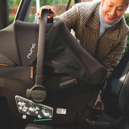 Silla de auto Huevito Nido Pipa Urbn Caviar