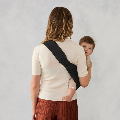 Portabebé Bandolera Upsie Onyx Black