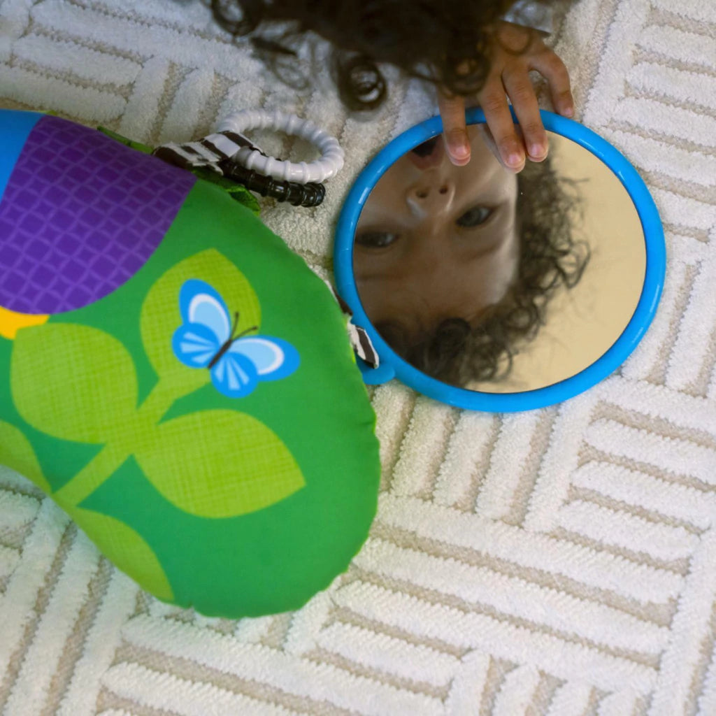Cojín Tummy Caterpillar