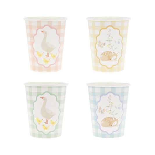 Vasos pequeños animales