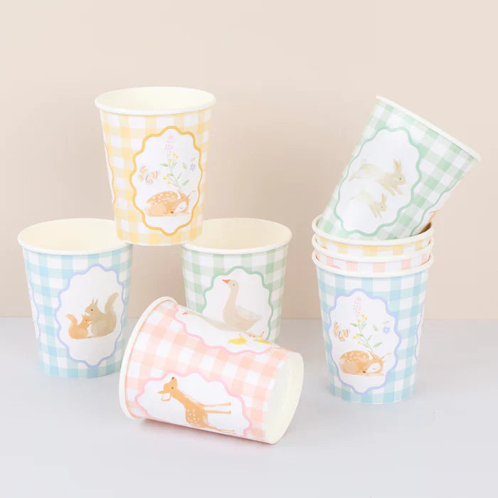 Vasos pequeños animales
