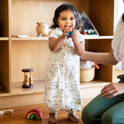 Saco de Dormir Tog 0.5 Ergobaby con pies Oveja